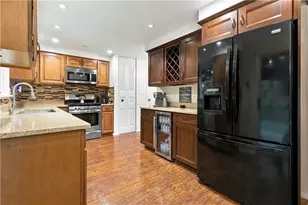 10232 Lavonne Dr, North Huntingdon, PA 15642 - Photo 7