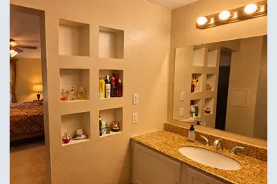 10232 Lavonne Dr, North Huntingdon, PA 15642 - Photo 7