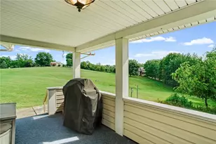 2440 Henry Rd, Bell Acres, PA 15143 - Photo 15