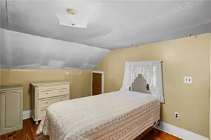 2440 Henry Rd, Bell Acres, PA 15143 - Photo 9