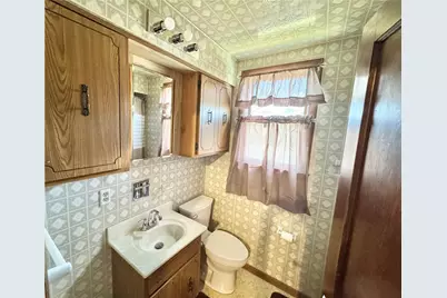 510 Market St, Scottdale, PA 15683 - Photo 27