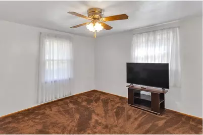 978 Garden City Dr, Monroeville, PA 15146 - Photo 13