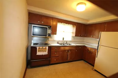 541 Thomas Richard Ln, Hempfield Township, PA 15601 - Photo 13