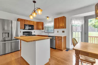216 Edgewood Drive, Brighton Township, PA 15009 - Photo 7