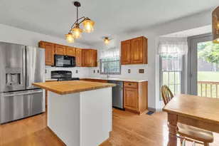 216 Edgewood Dr, Brighton Township, PA 15009 - Photo 7