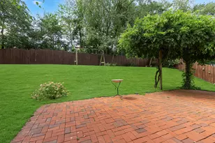 216 Edgewood Dr, Brighton Township, PA 15009 - Photo 5