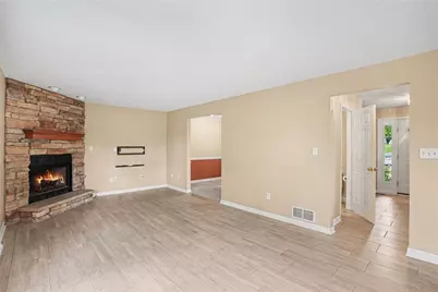 120 Bayberry Ln, Cranberry Township, PA 16066 - Photo 7