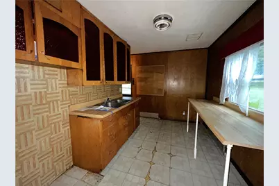 217 Sherwood Drive, Greater Johnstown School District, PA 15905 - Photo 5