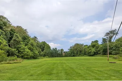 690 Lakeview Drive, South Strabane, PA 15301 - Photo 7