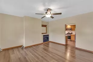 690 Lakeview Dr, South Strabane, PA 15301 - Photo 15