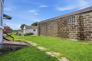 1215 Mississippi Ave, Pittsburgh, PA 15216 - Photo 29