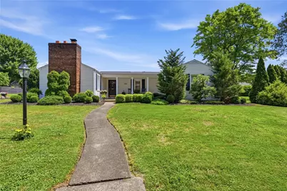 609 S 9th St, Sharpsville, PA 16150 - Photo 1