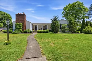 609 S 9th St, Sharpsville, PA 16150 - Photo 1