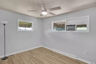 901 Skyline Dr, Ellwood City, PA 16117 - Photo 23