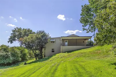 901 Skyline Dr, Ellwood City, PA 16117 - Photo 41