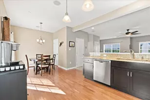 608 Freedom Dr, Collier Township, PA 15106 - Photo 11