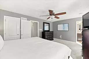 608 Freedom Dr, Collier Township, PA 15106 - Photo 15