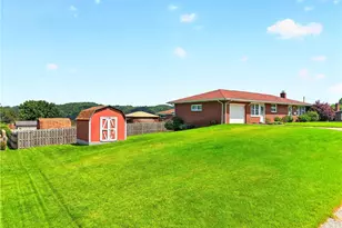 700 Stokes Dr, Forward Township, PA 15037 - Photo 27