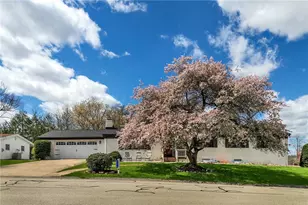 3470 MacArthur Dr, Murrysville, PA 15668 - Photo 3