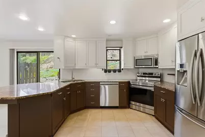 313 Woodbridge Drive, Ross Twp, PA 15237 - Photo 11