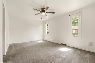 313 Woodbridge Drive, Ross Twp, PA 15237 - Photo 27
