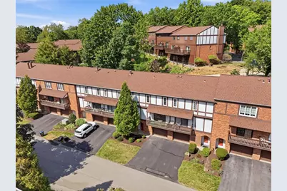 313 Woodbridge Drive, Ross Twp, PA 15237 - Photo 3