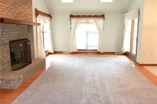 126 Surrey Dr, North Strabane, PA 15317 - Photo 9