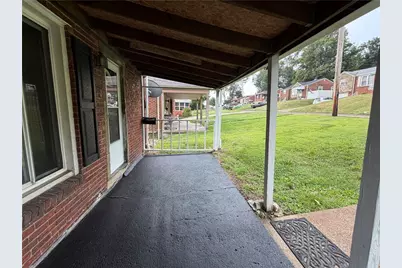 121 Glencoe Drive, West Mifflin, PA 15122 - Photo 5