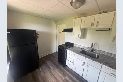 421 Ohio Ave #14, Clairton, PA 15025 - Photo 3