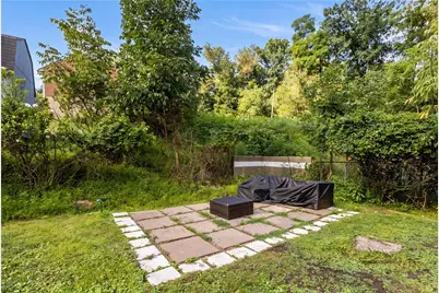 225 Bernardi Dr, Pittsburgh, PA 15214 - Photo 27