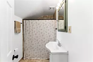 100 Rockwood St, Monroeville, PA 15146 - Photo 17