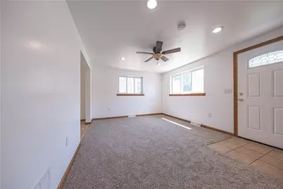 732 Valemont Dr, Verona, PA 15147 - Photo 5