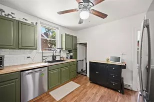 504 Howard St, Ambridge, PA 15003 - Photo 9