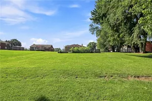 22 Mason Dr, Coraopolis, PA 15108 - Photo 27