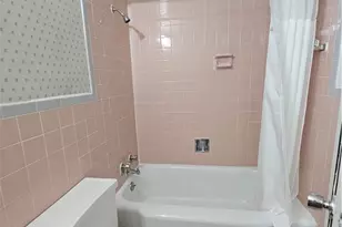 112 Washington Pl, Downtown Pgh, PA 15219 - Photo 13