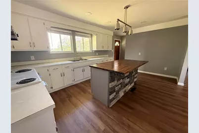 200 Social St, Perryopolis, PA 15473 - Photo 9