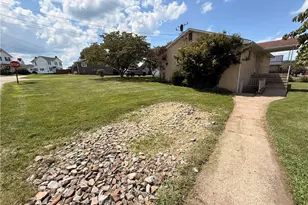 200 Social St, Perryopolis, PA 15473 - Photo 25