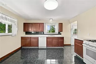 3 Hill St, Bridgeville, PA 15017 - Photo 7