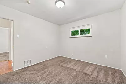 3 Hill St, Bridgeville, PA 15017 - Photo 13