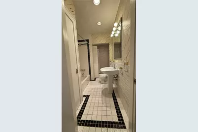 329 Castle Shannon Blvd #2nd Floor, Pittsburgh, PA 15234 - Photo 11