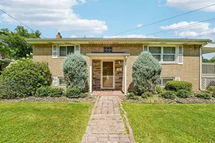 62 Central Ave, North Versailles, PA 15137 - Photo 3
