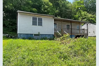 1646 Beaver Ave, Monaca, PA 15061 - Photo 1