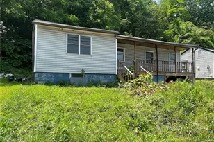 1646 Beaver Ave, Monaca, PA 15061 - Photo 1