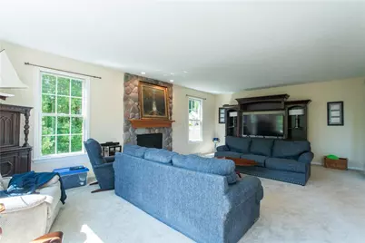 109 Milan Dr, Chippewa Township, PA 15010 - Photo 7