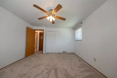 563 Meadowvale Drive, Harmar, PA 15024 - Photo 7