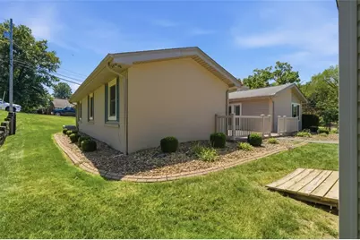 5102 McIntosh Dr, Hopewell Township, PA 15001 - Photo 33