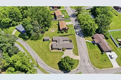 5102 McIntosh Dr, Hopewell Township, PA 15001 - Photo 39