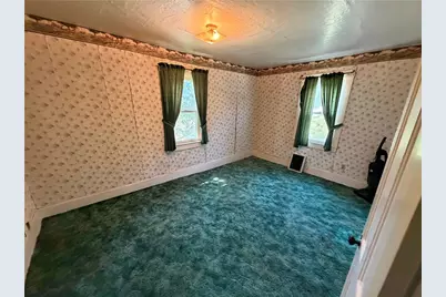 401 2nd St, East Bethlehem, PA 15368 - Photo 9