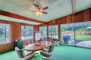 2425 Clearview Dr, Pittsburgh, PA 15116 - Photo 27