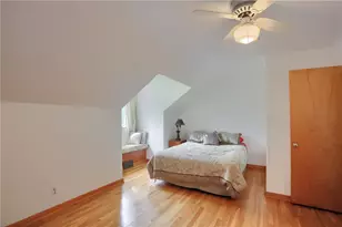 2425 Clearview Dr, Pittsburgh, PA 15116 - Photo 37